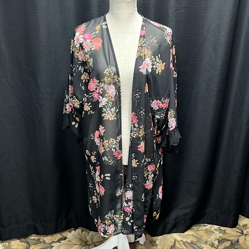 Wallflower kimono